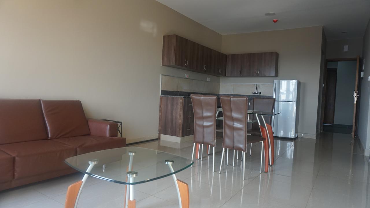 บูเลอวาร์ด สวีท Aparthotel คัมพาลา ภายนอก รูปภาพ
