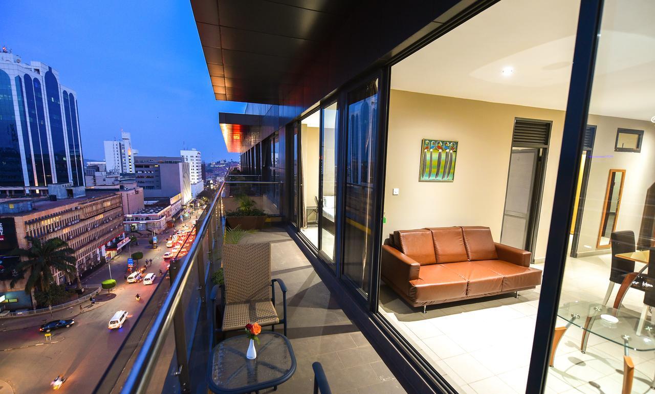 บูเลอวาร์ด สวีท Aparthotel คัมพาลา ภายนอก รูปภาพ